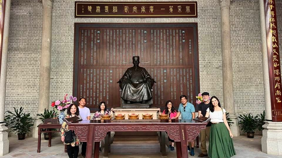 Karin’s Family Village Tour, China